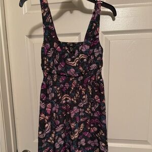 H&M mini dress
Size 8